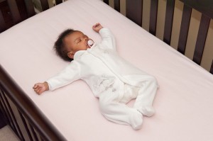 imik beebi magamine beebivoodi hällisurm madrats imiku äkksurma sündroom